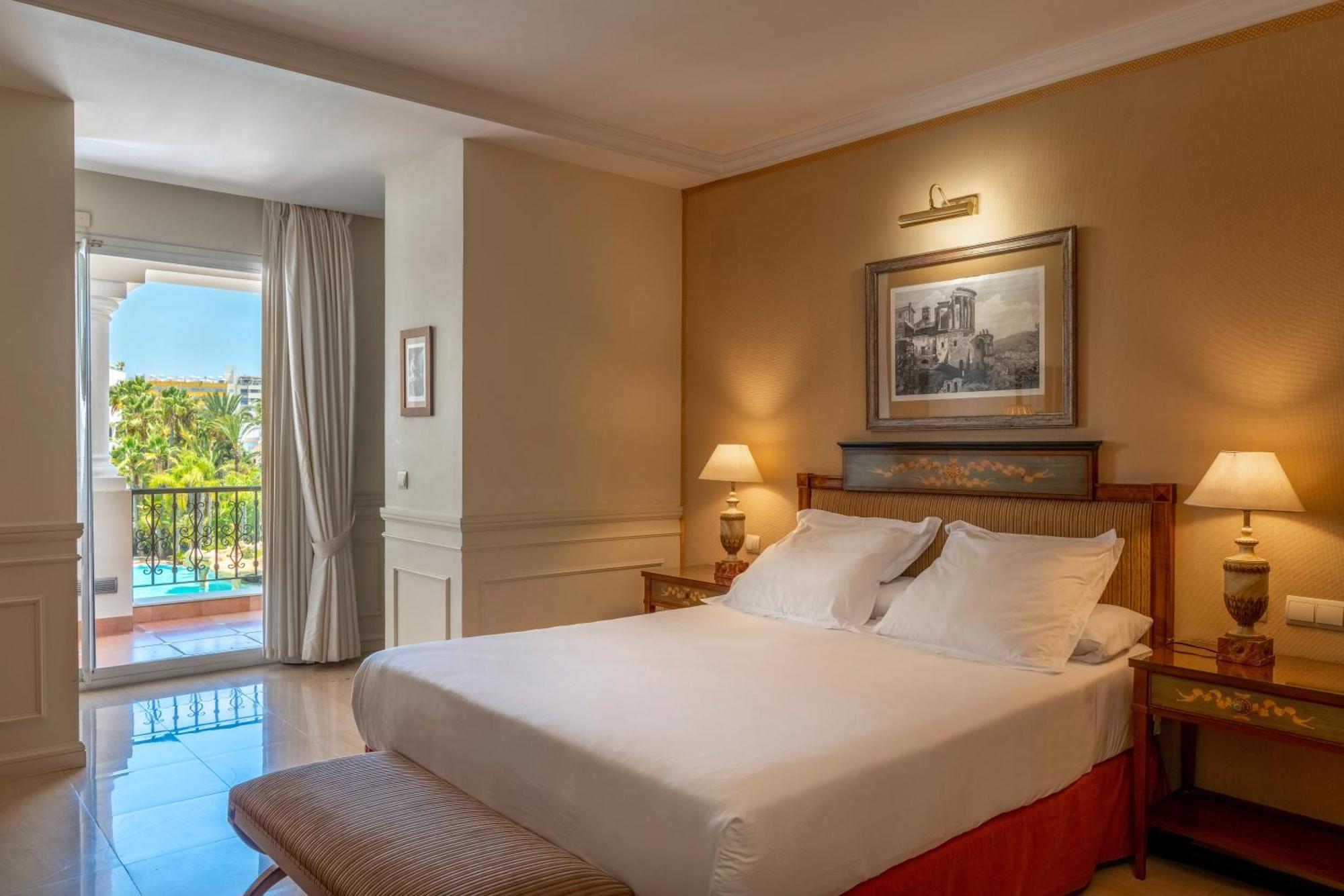 Guadalpin Suites Марбелья Экстерьер фото